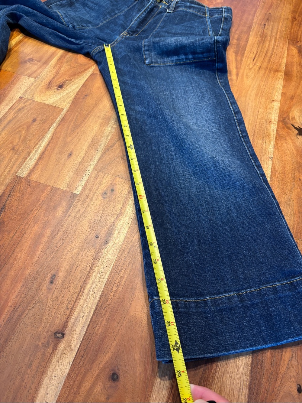 CAbi Wide Leg Patch Pocket Trouser Jeans Dark Wash - Size 6 - Picture 6 of 10